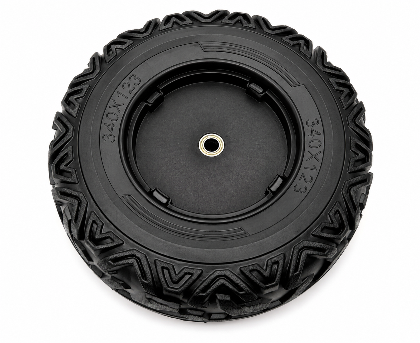 24V 005 CanAm Tire